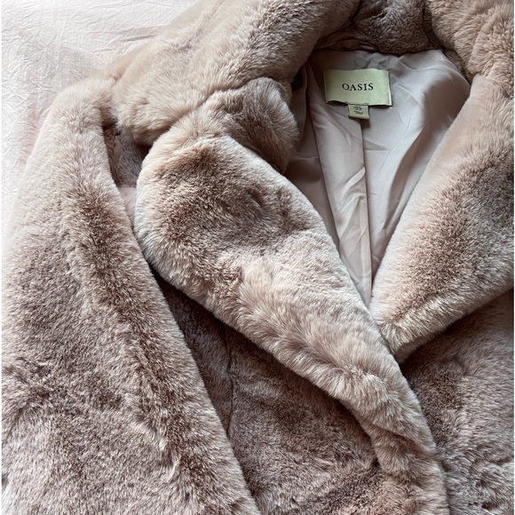 *SOLD* Blush Pink Fur Coat - Picture 2 of 2